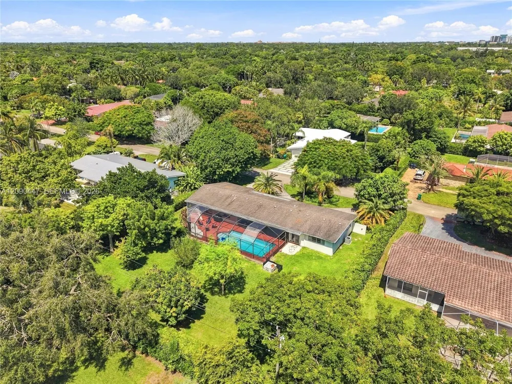 7420 SW 130th St Pinecrest, FL 33156