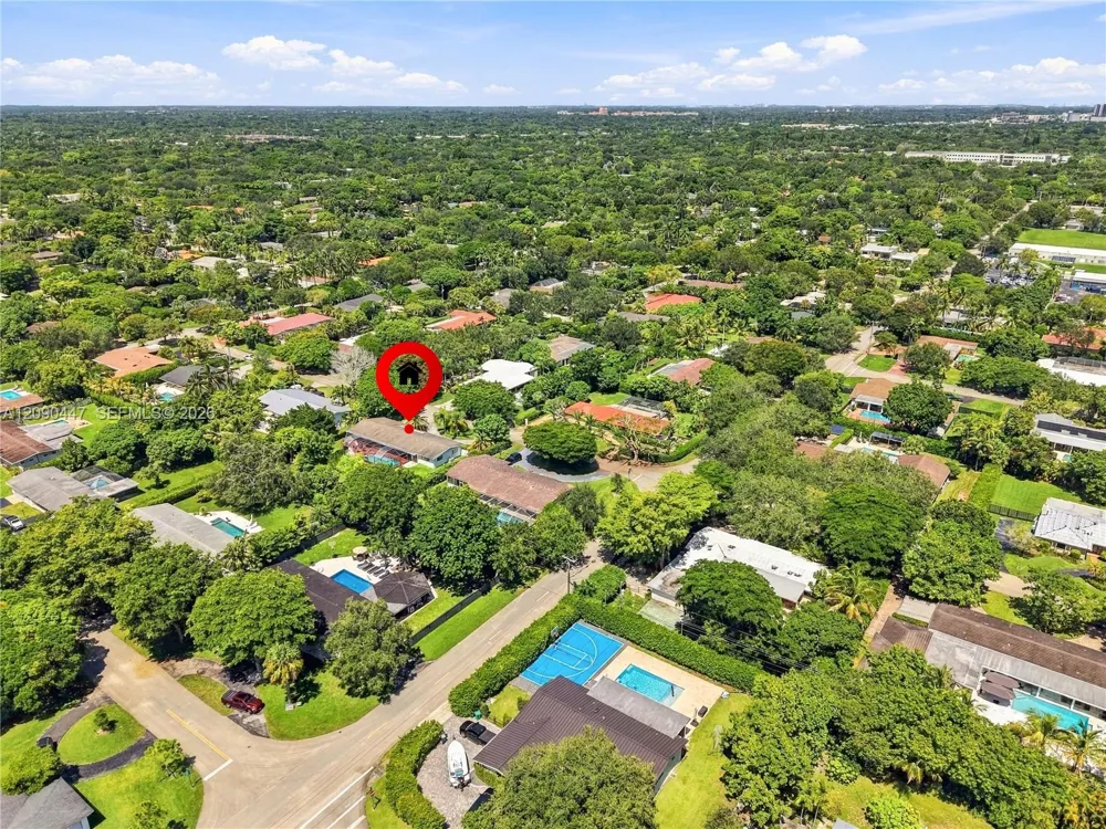 7420 SW 130th St Pinecrest, FL 33156