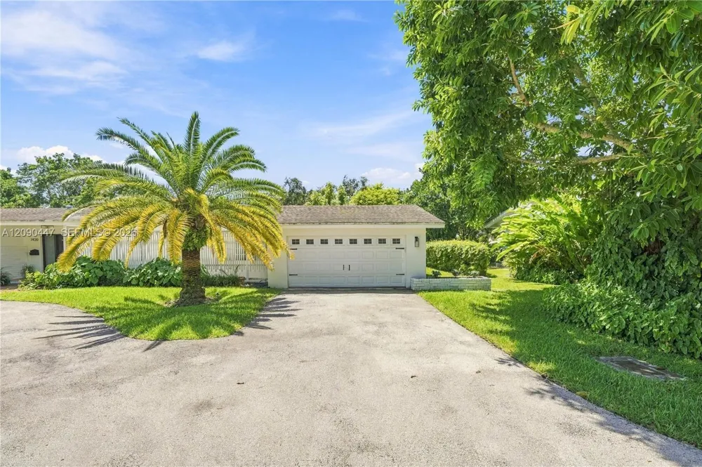 7420 SW 130th St Pinecrest, FL 33156