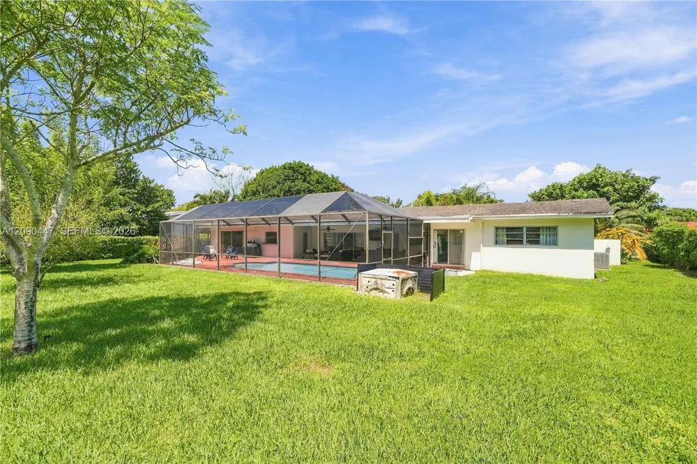 7420 SW 130th St Pinecrest, FL 33156