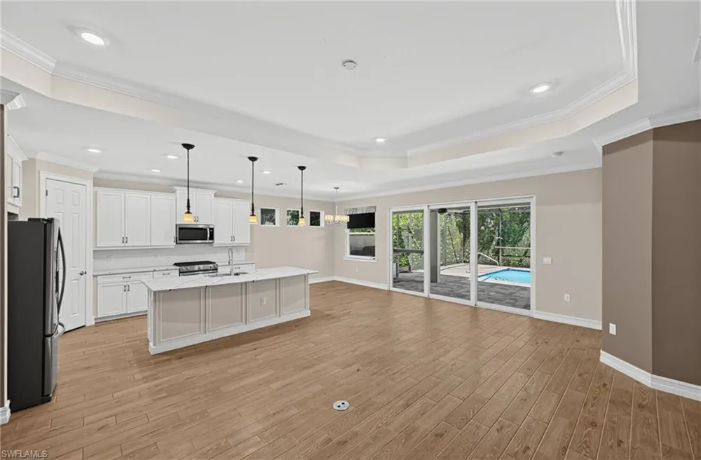 18456 Royal Hammock Boulevard Naples, FL 34114
