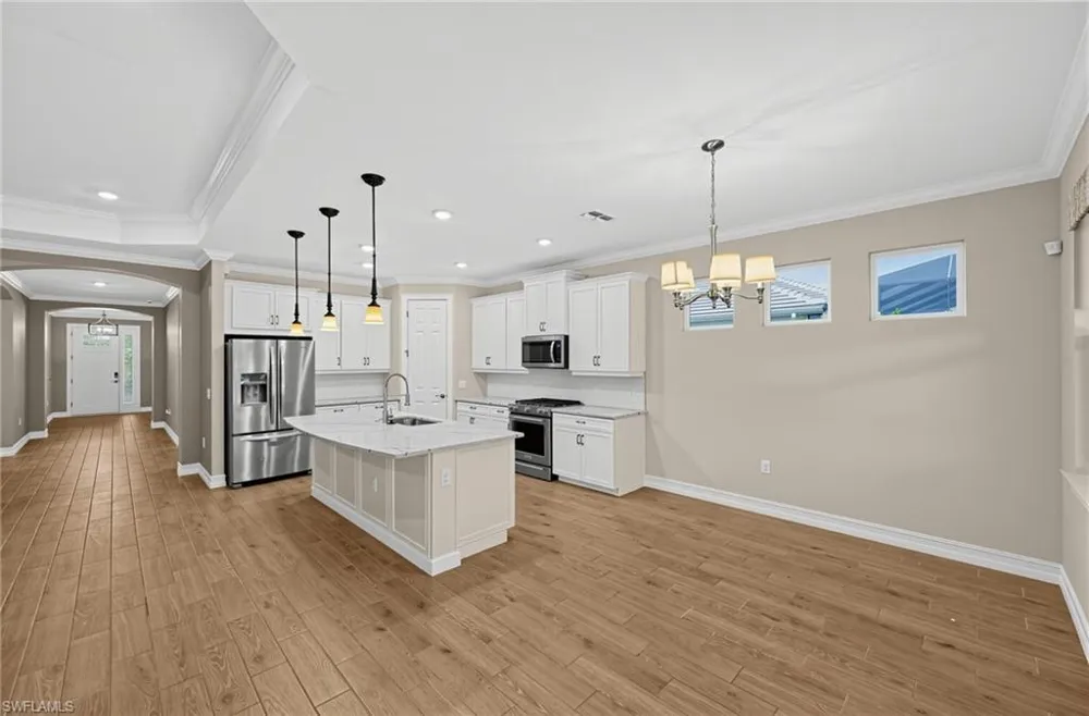 18456 Royal Hammock Boulevard Naples, FL 34114