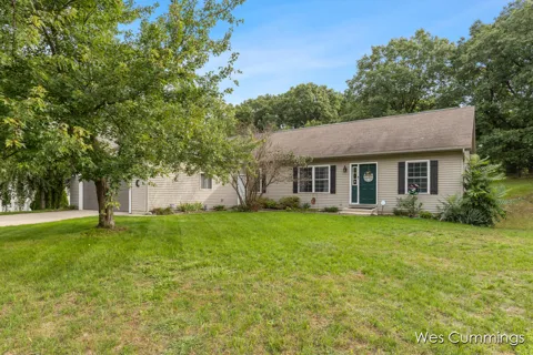 469 Country Meadows Drive NE
