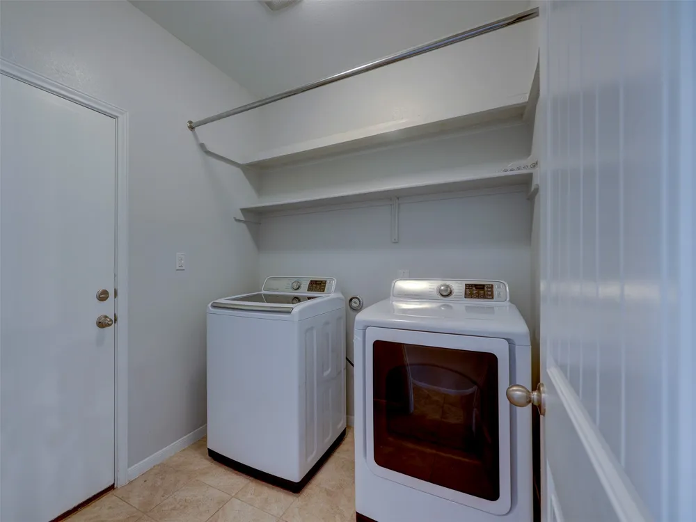 2041 Mottey Street Georgetown, TX 78626