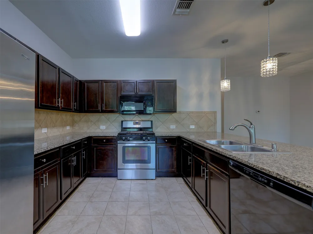 2041 Mottey Street Georgetown, TX 78626