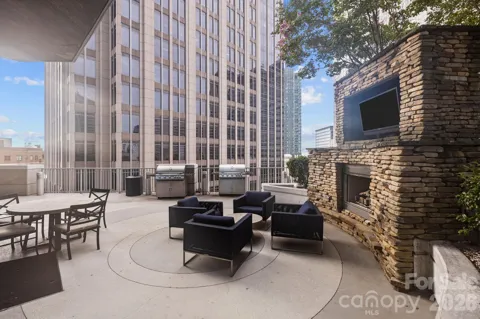 210 Church Street #2813