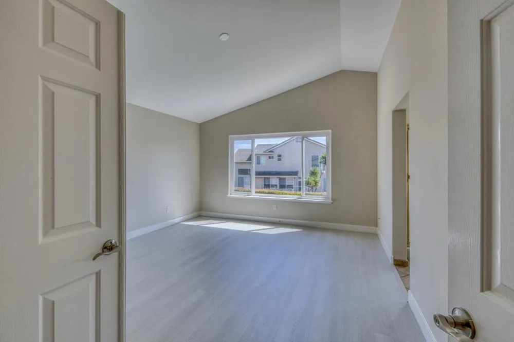 174 Starfish Court Marina, CA 93933