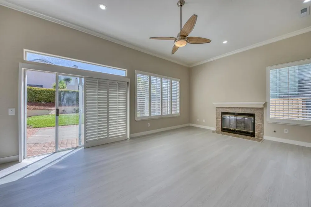 174 Starfish Court Marina, CA 93933