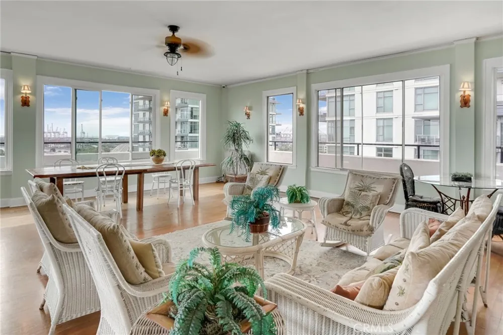 360 W Ocean Blvd. #1105 Long Beach, CA 90802