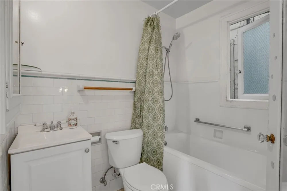 360 W Ocean Blvd. #1105 Long Beach, CA 90802