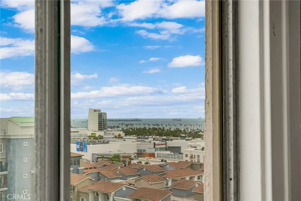360 W Ocean Blvd. #1105 Long Beach, CA 90802