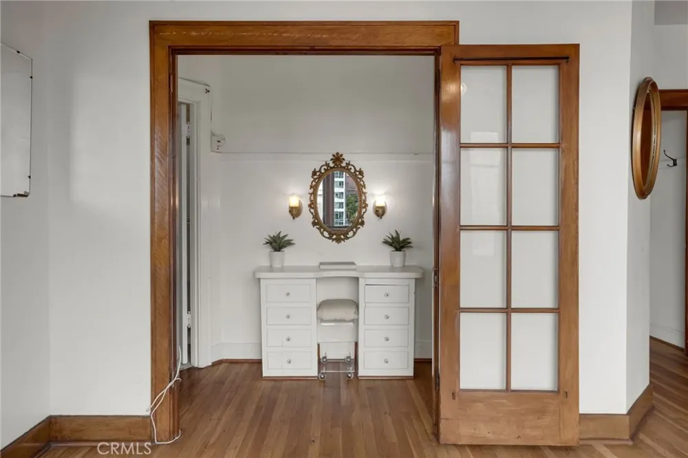 360 W Ocean Blvd. #1105 Long Beach, CA 90802