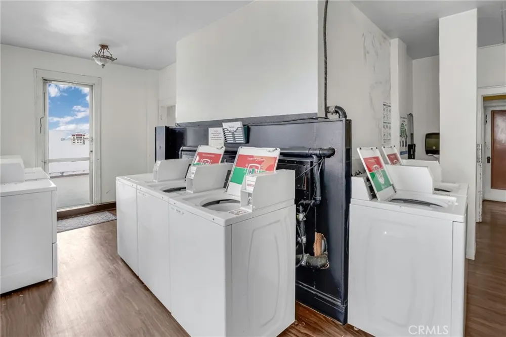 360 W Ocean Blvd. #1105 Long Beach, CA 90802