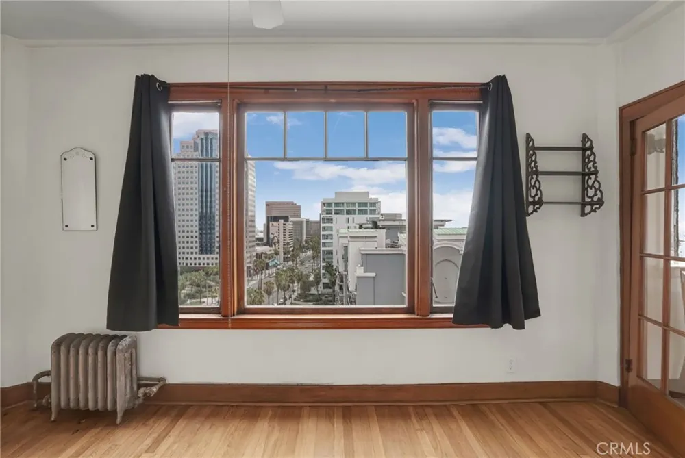 360 W Ocean Blvd. #1105 Long Beach, CA 90802