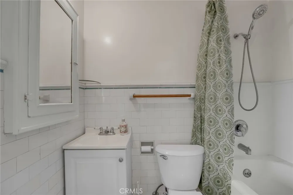 360 W Ocean Blvd. #1105 Long Beach, CA 90802