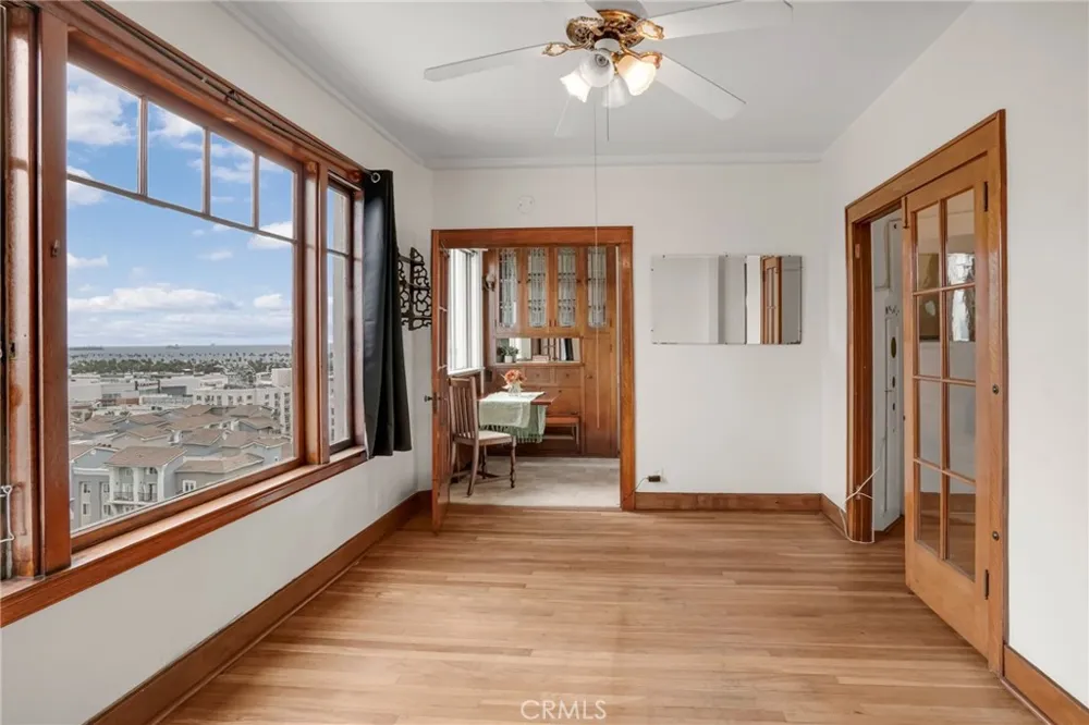 360 W Ocean Blvd. #1105 Long Beach, CA 90802
