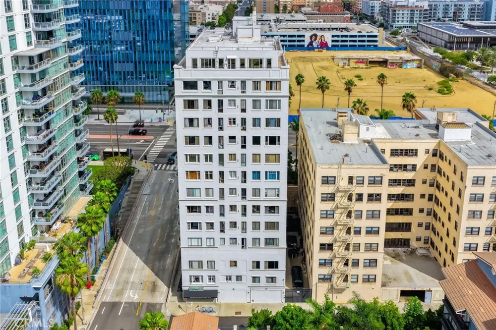 360 W Ocean Blvd. #1105 Long Beach, CA 90802