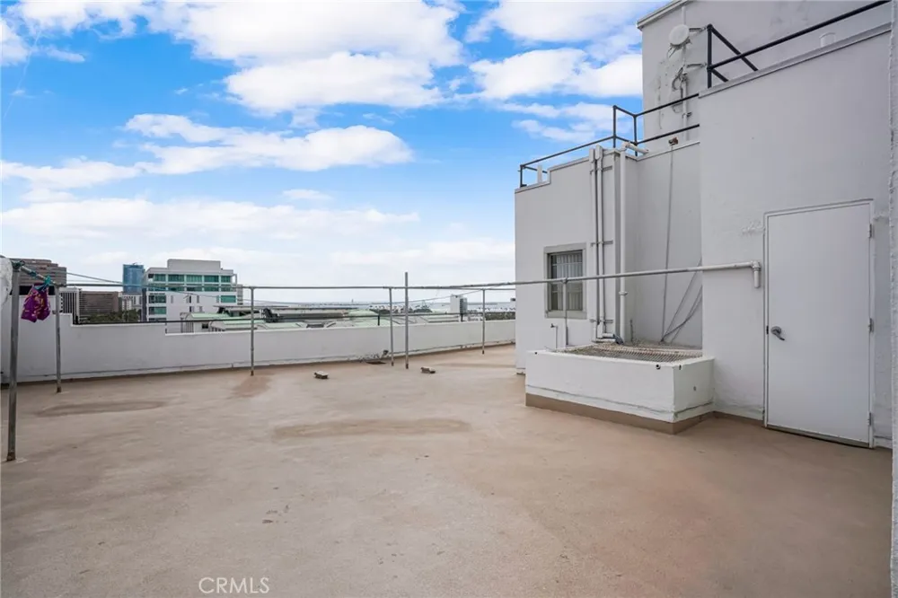 360 W Ocean Blvd. #1105 Long Beach, CA 90802