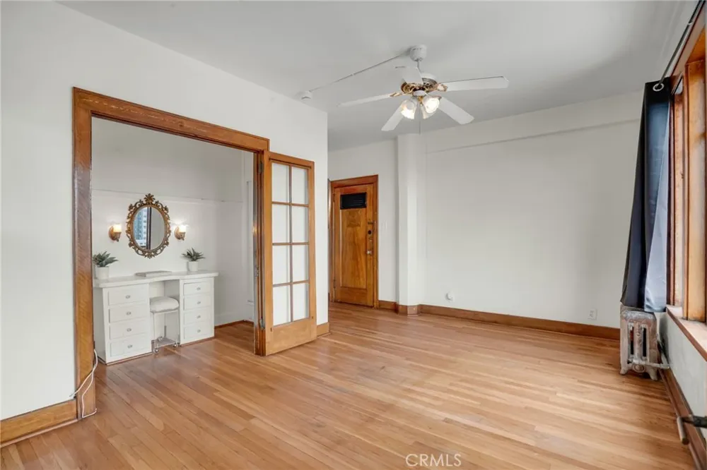 360 W Ocean Blvd. #1105 Long Beach, CA 90802