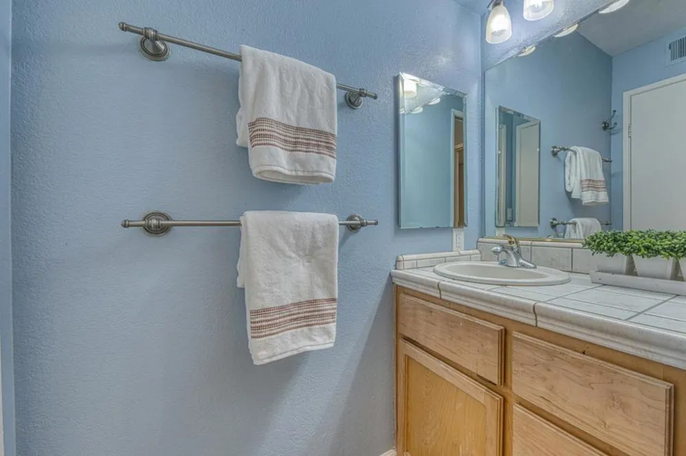 2402 Main Street #B Salinas, CA 93906