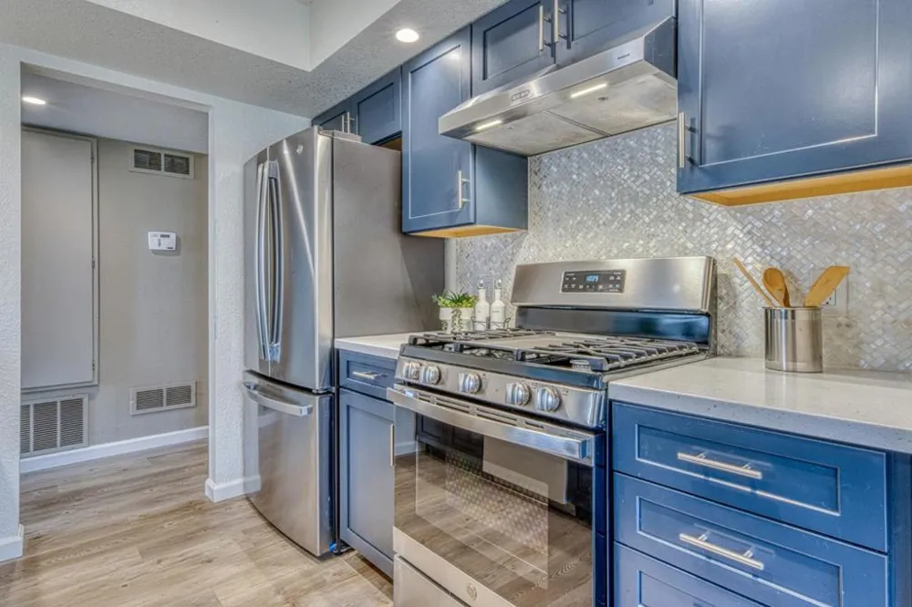 2402 Main Street #B Salinas, CA 93906