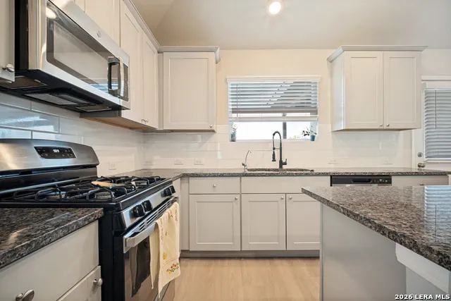 13425 Arroyo Seco San Antonio, TX 78223