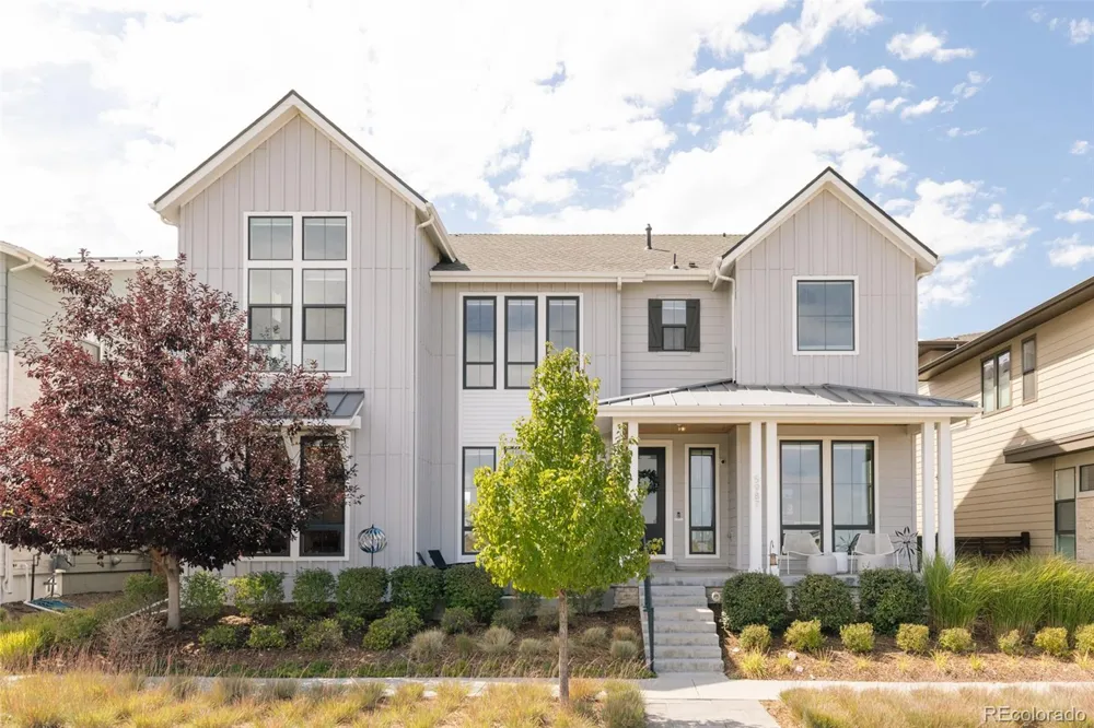 5987 Chester Way Denver, CO 80238