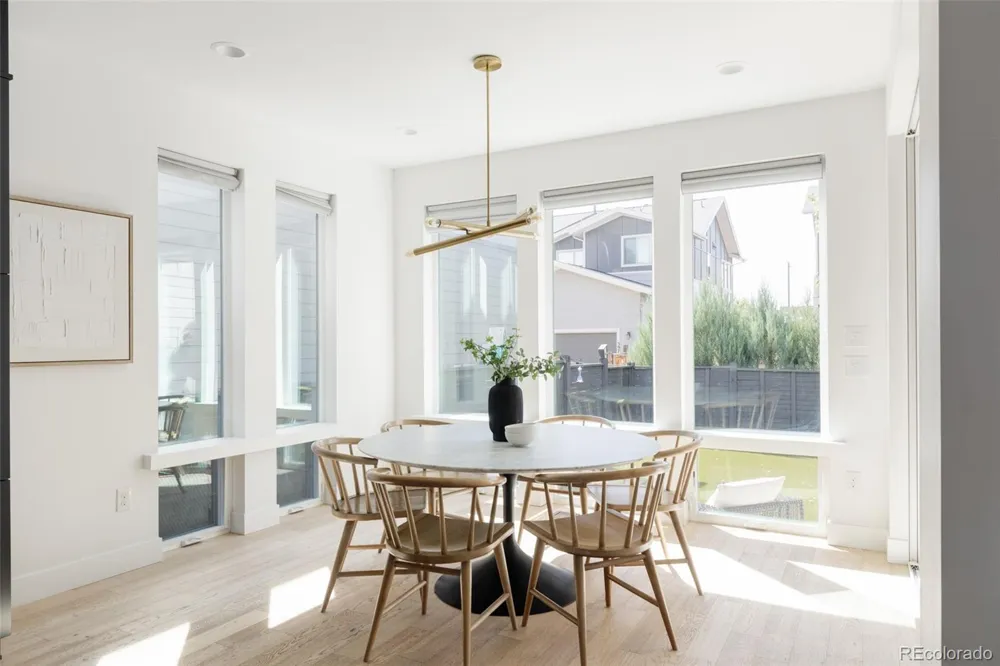 5987 Chester Way Denver, CO 80238