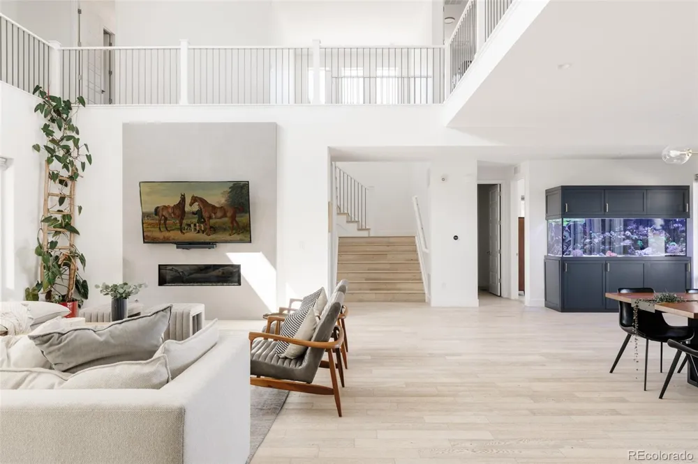 5987 Chester Way Denver, CO 80238