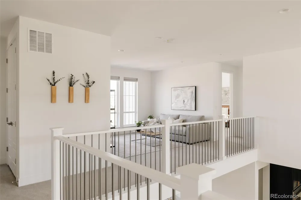 5987 Chester Way Denver, CO 80238