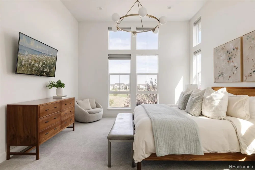 5987 Chester Way Denver, CO 80238