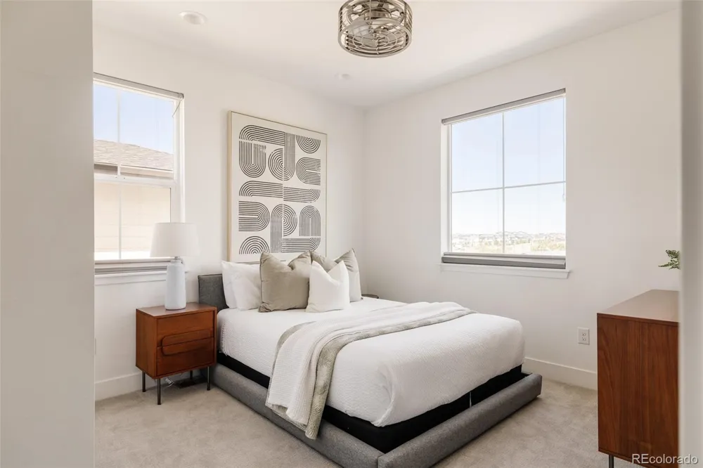 5987 Chester Way Denver, CO 80238