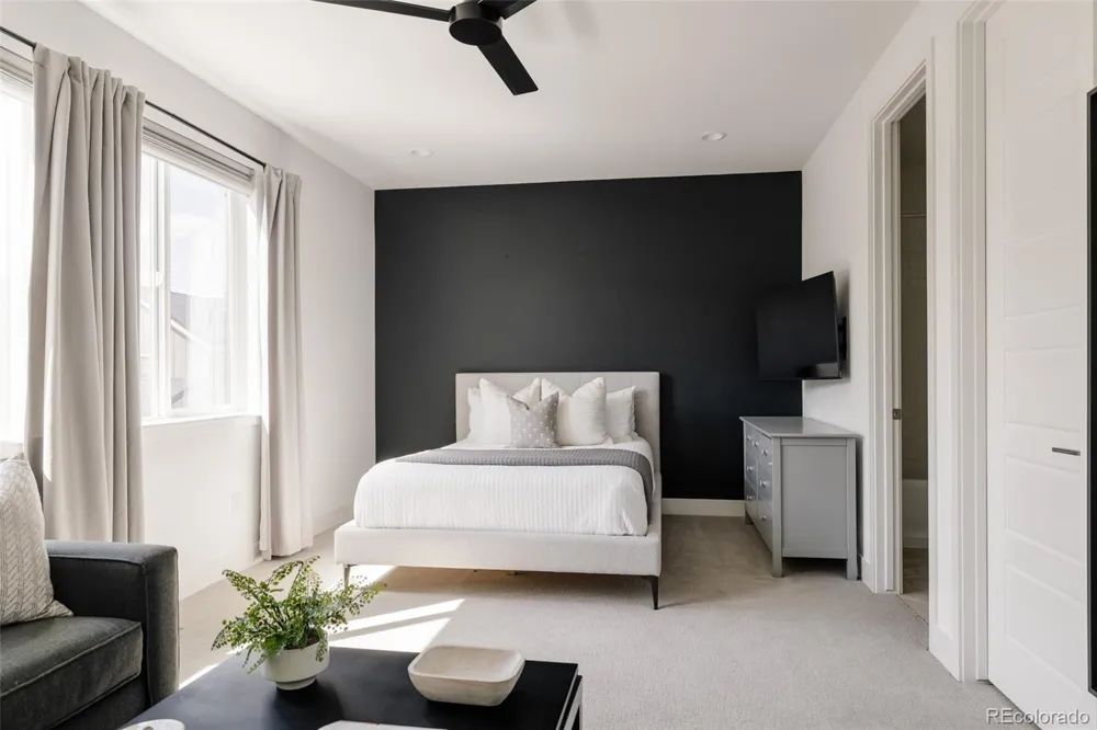 5987 Chester Way Denver, CO 80238