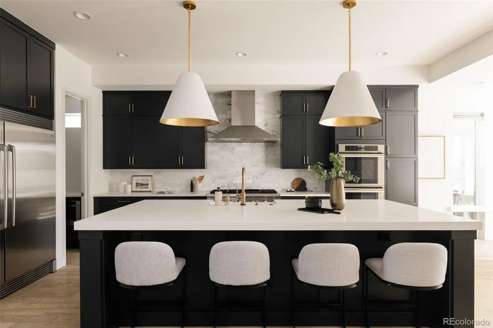 5987 Chester Way Denver, CO 80238