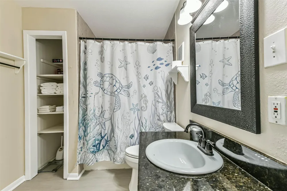 9520 Seawall Boulevard #122 Galveston, TX 77554