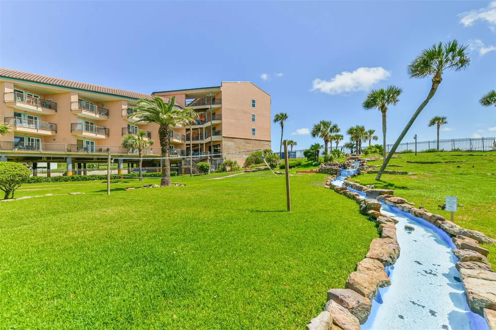 9520 Seawall Boulevard #122 Galveston, TX 77554