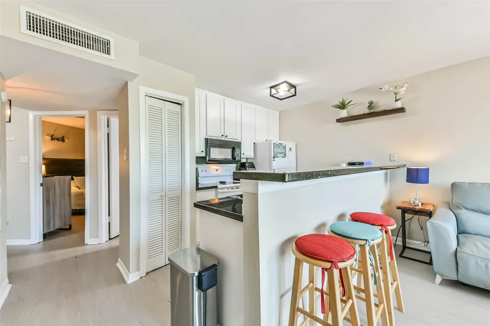 9520 Seawall Boulevard #122 Galveston, TX 77554