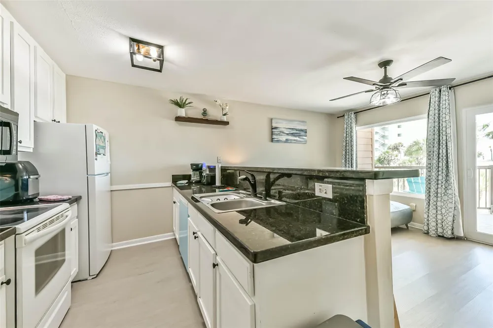 9520 Seawall Boulevard #122 Galveston, TX 77554