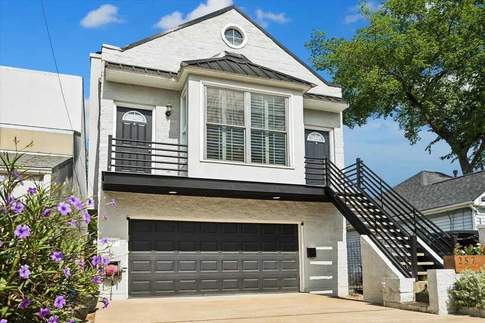 257 Malone Street Houston, TX 77007