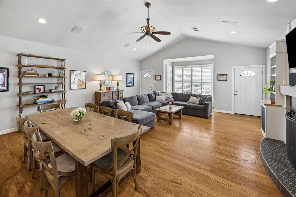 257 Malone Street Houston, TX 77007