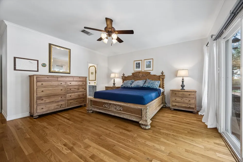 257 Malone Street Houston, TX 77007