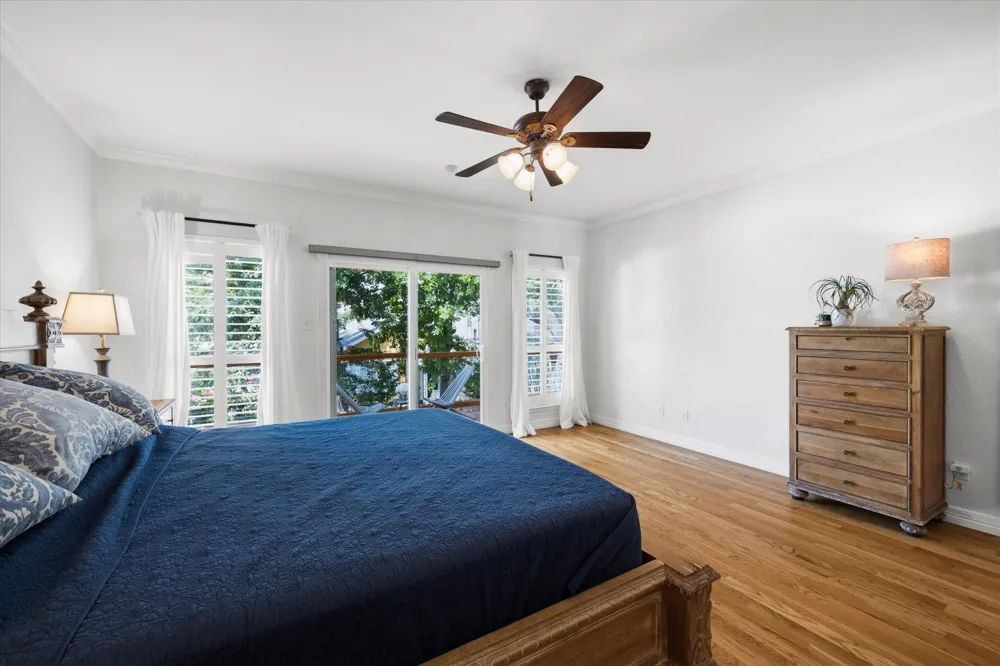257 Malone Street Houston, TX 77007