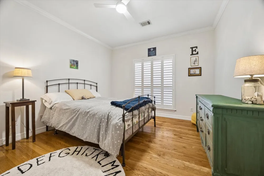 257 Malone Street Houston, TX 77007