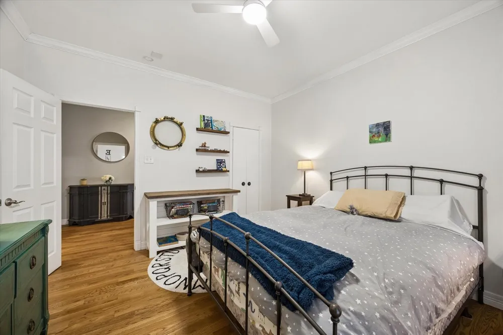 257 Malone Street Houston, TX 77007