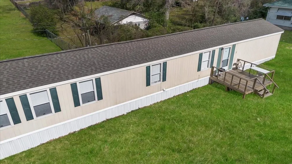 3102 Montgomery Road Huntsville, TX 77340