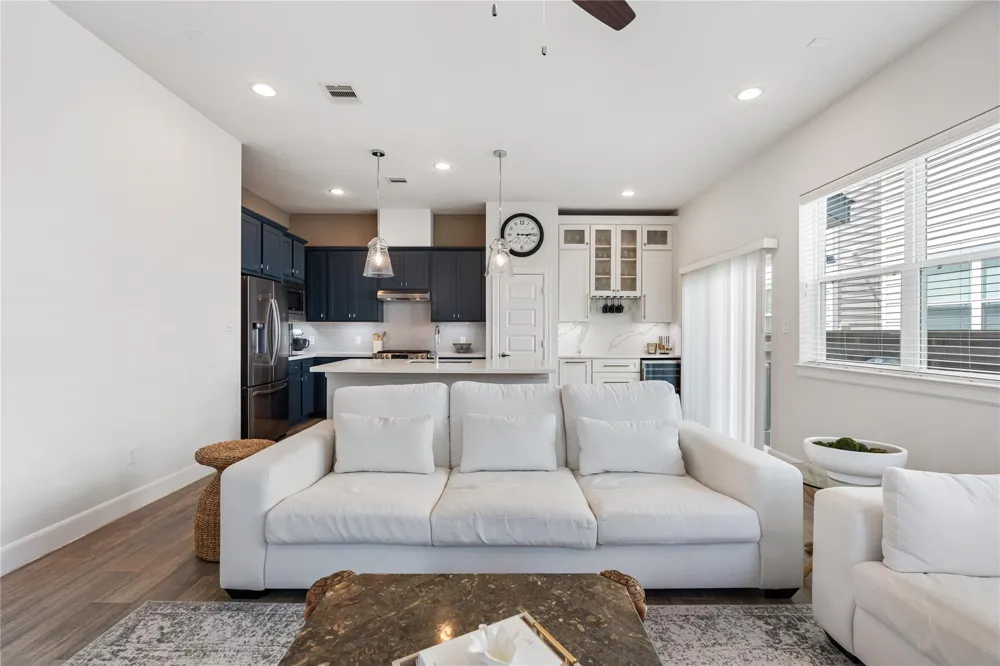 629 Press Street Hockley, TX 77020