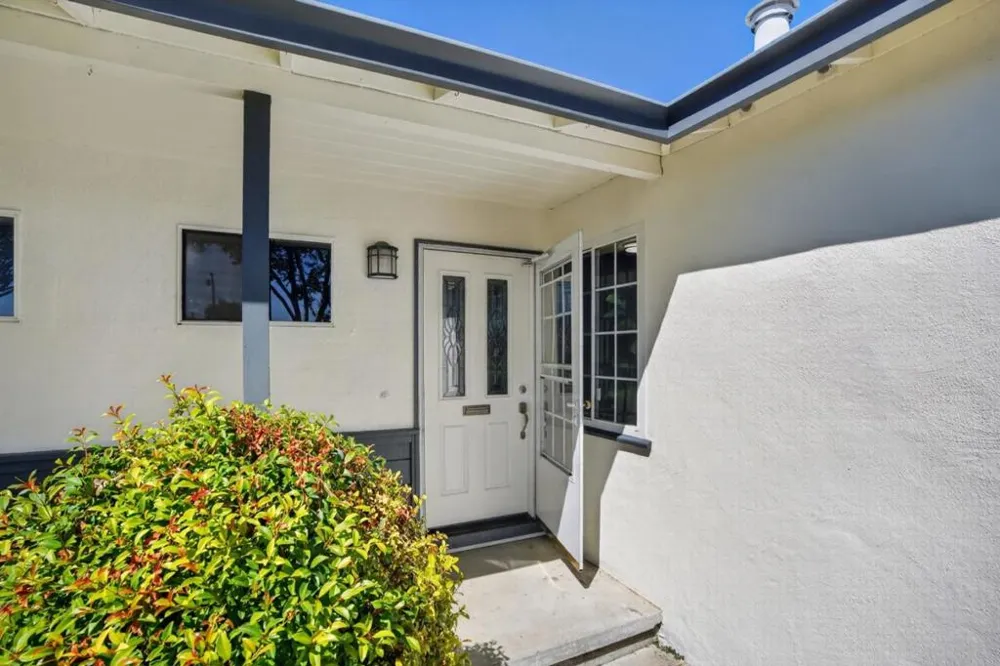 1970 Briarwood Drive Santa Clara, CA 95051