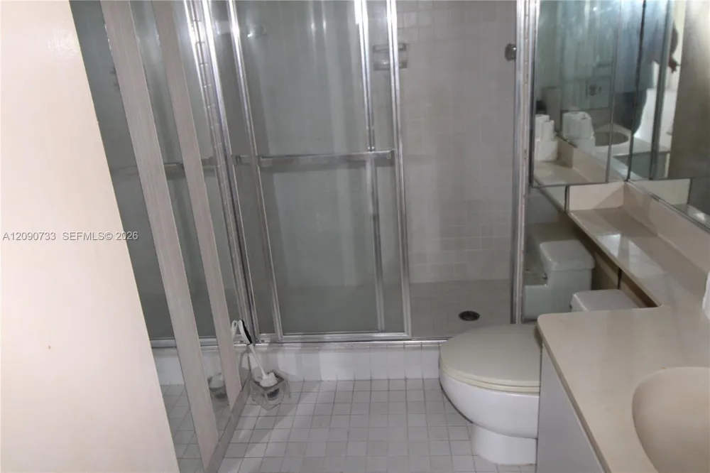 1000 Quayside Ter #1807 Miami, FL 33138