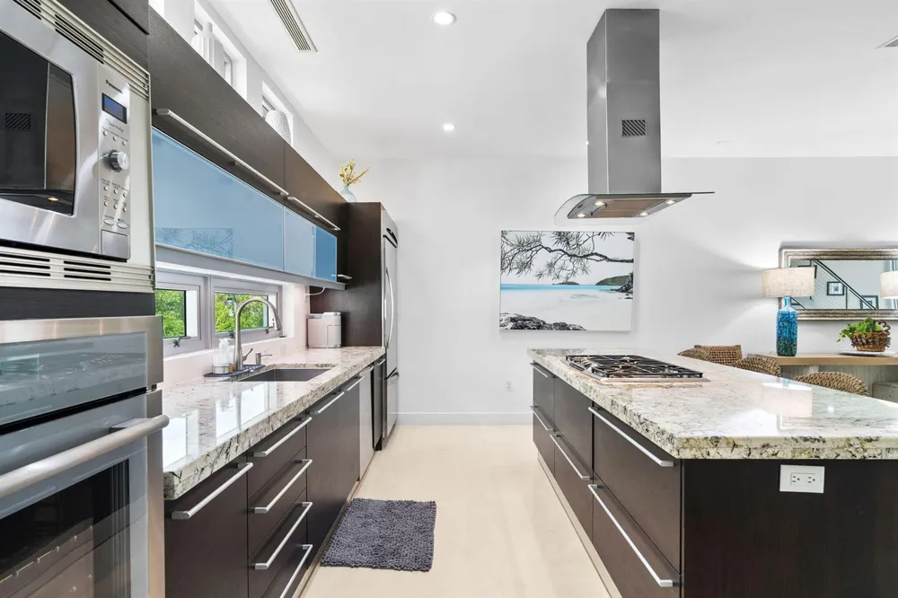 705 BRINY AVENUE Pompano Beach, FL 33062