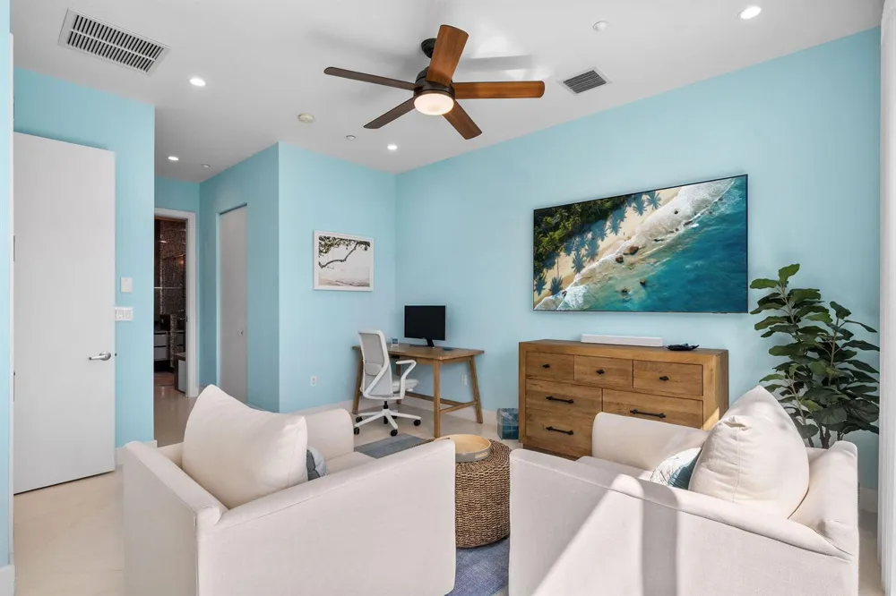 705 BRINY AVENUE Pompano Beach, FL 33062
